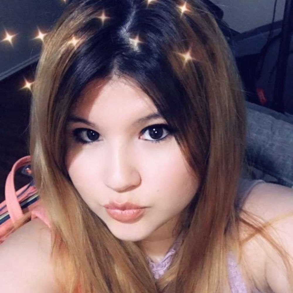 Meet your Posher, Adriana